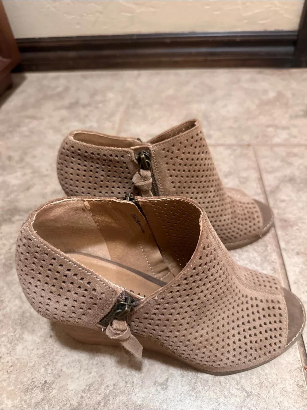 Lucky Brand Taupe Perforated Suede Wedge Booties with Side Bow